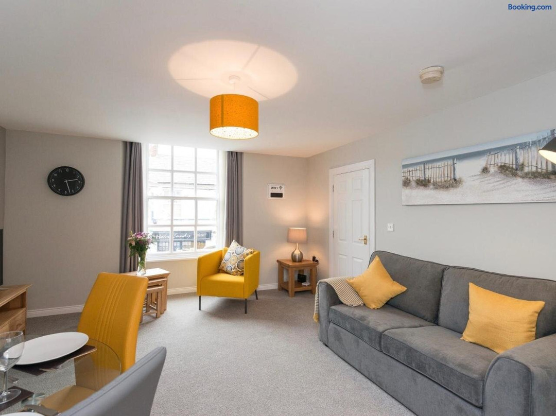Hamilton House Holiday Apartments