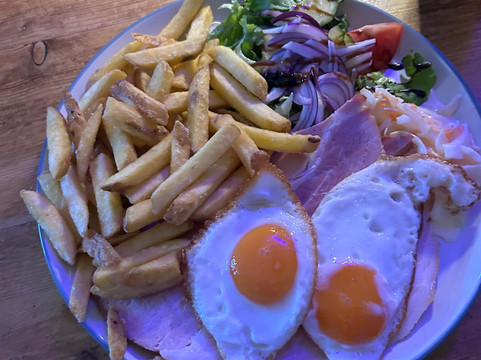 The Fox and Hounds-Wroughton必去景点