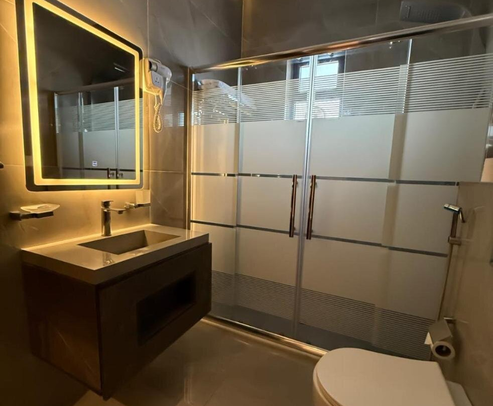 North paradise hotel