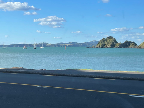 The Wave Kitchen & Bar