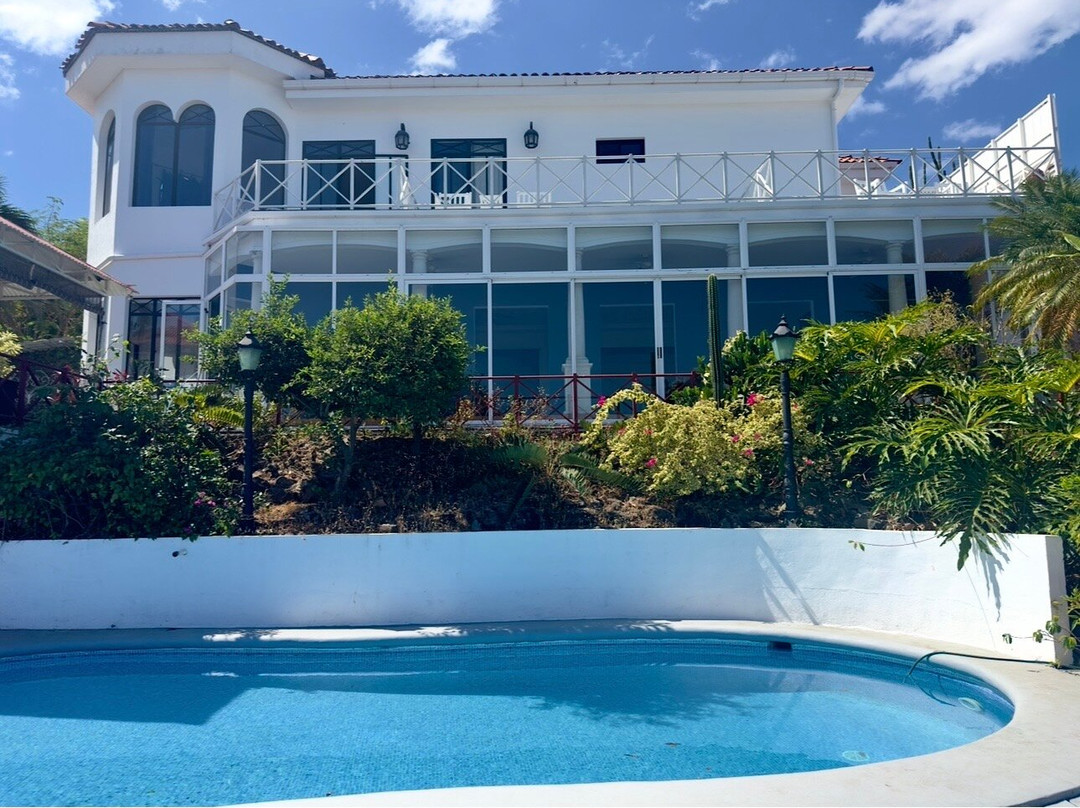 Pura Vista Hotel主图