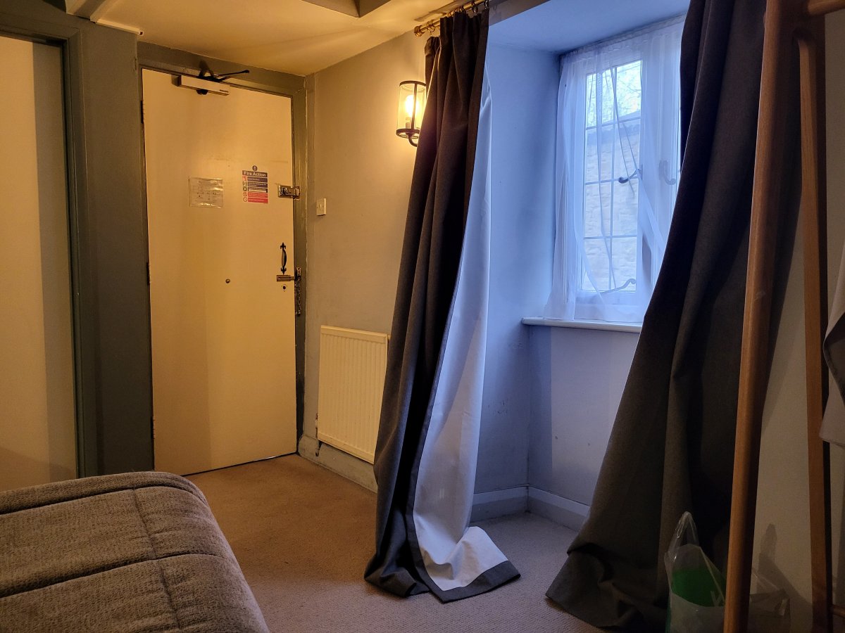 泽西的武器酒店-客卧