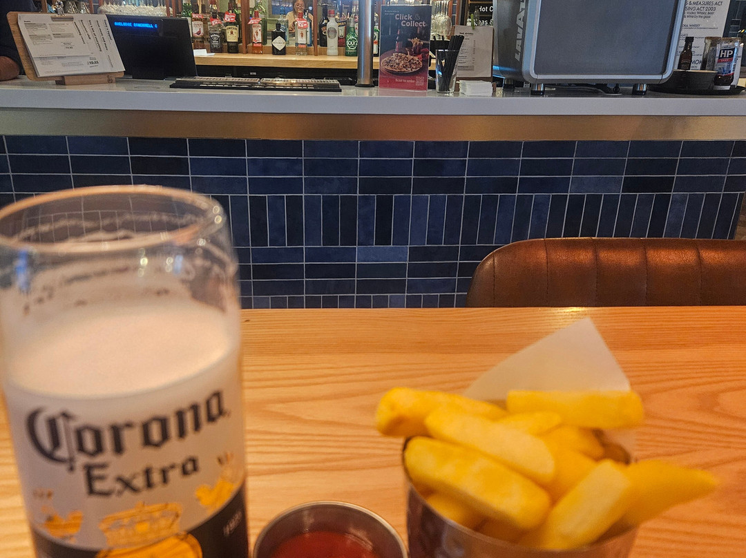 旅屋酒店-布拉克内尔市中心主图