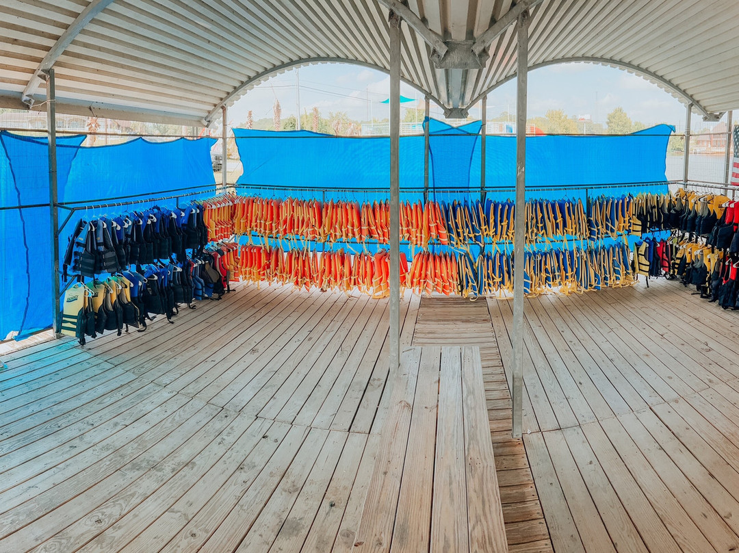 Nauti-Dayz Boat Rentals-Montgomery必去景点