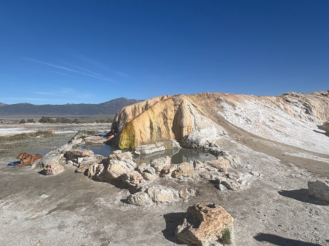 Travertine Hot Spring-布里奇波特必去景点