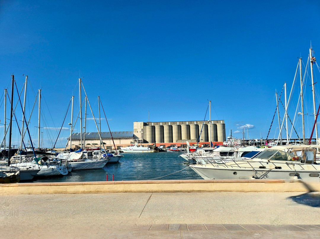 Le Phare de Port la Nouvelle-Port La Nouvelle必去景点