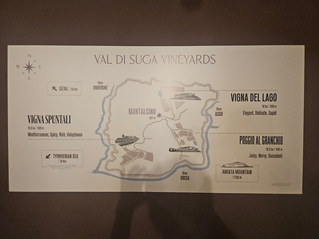 Val Di Suga-蒙塔尔奇诺必去景点