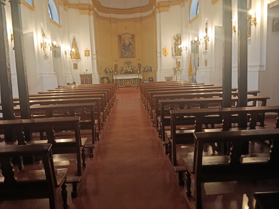 Parroquia San Lorenzo Martir-圣洛伦索必去景点