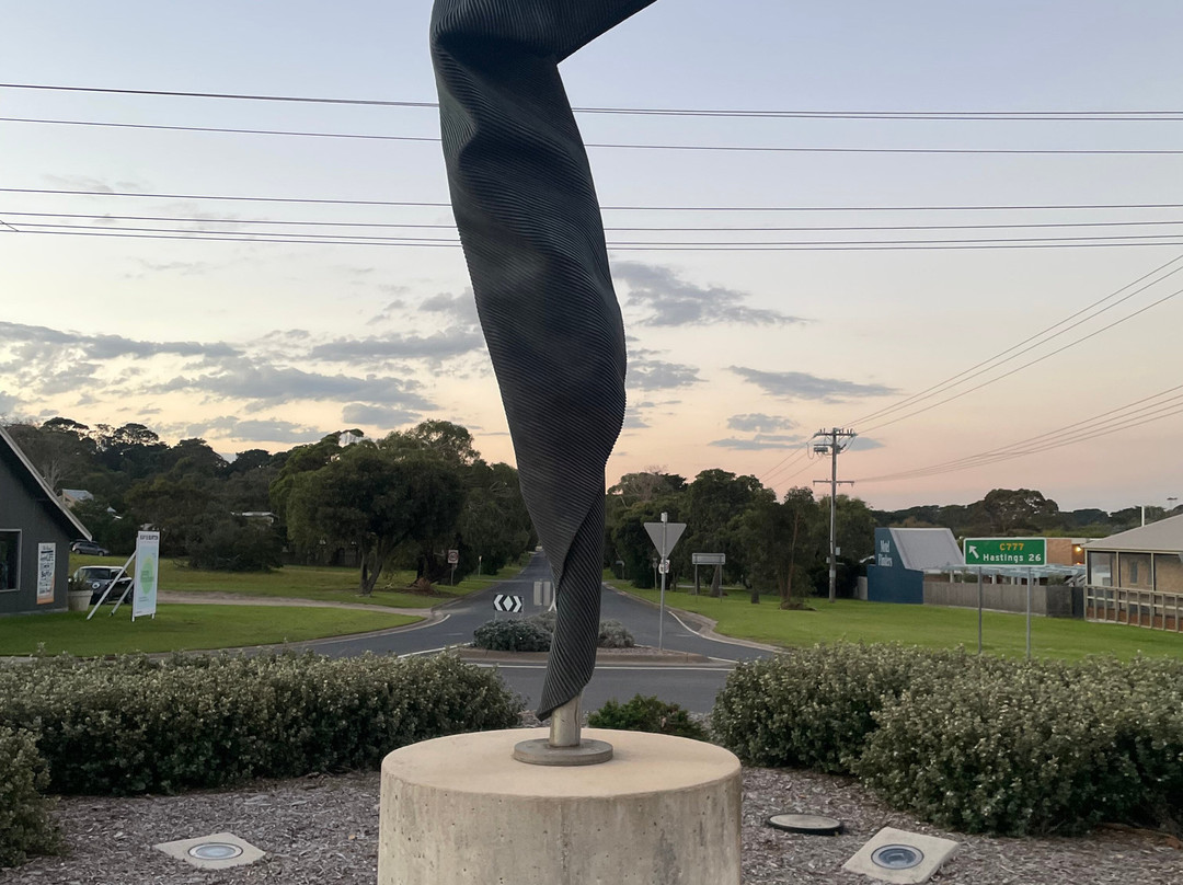 'I am' Sculpture-弗林德斯必去景点