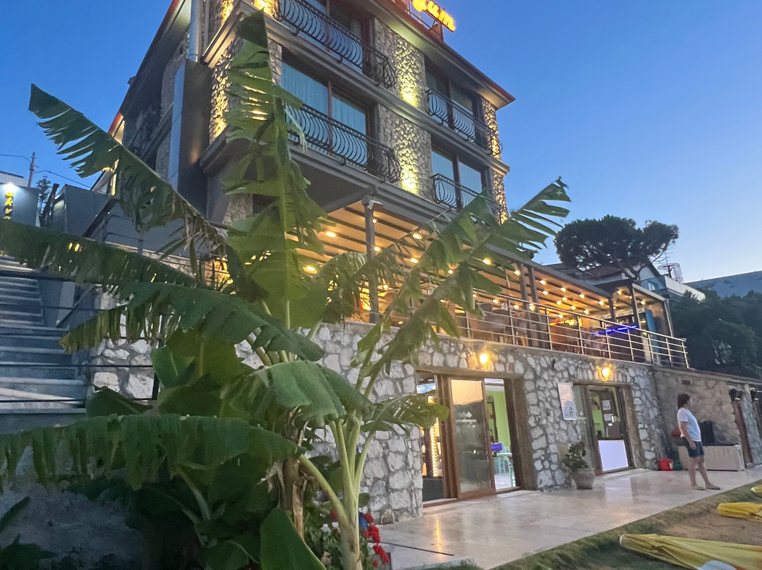 Akvaryum Buti̇k Otel