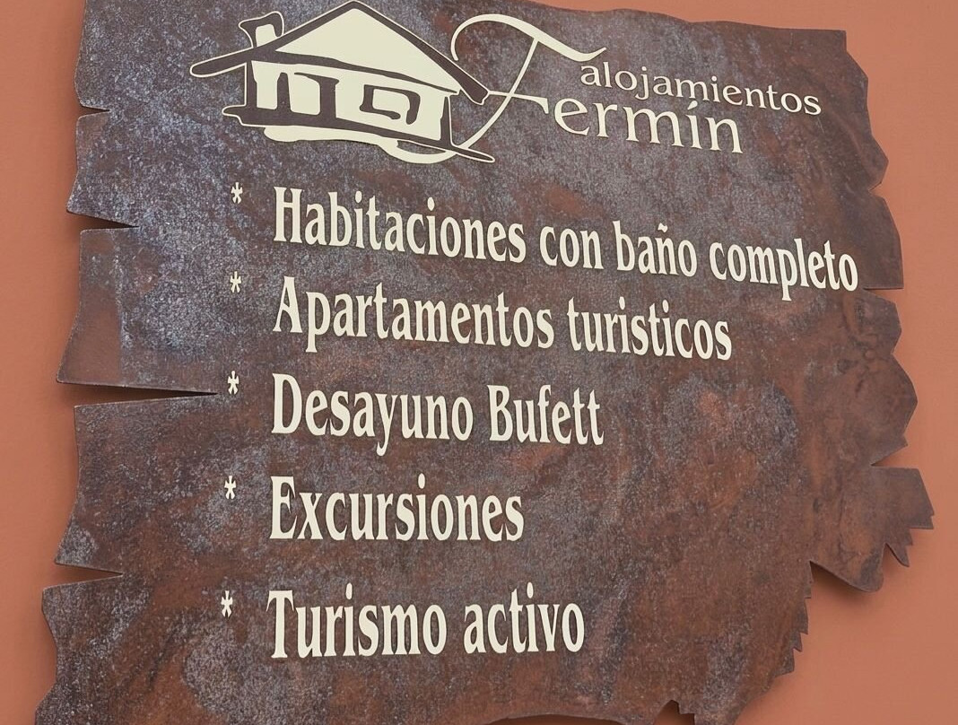 Sobrepiedra酒店住宿-Alojamientos Fermin