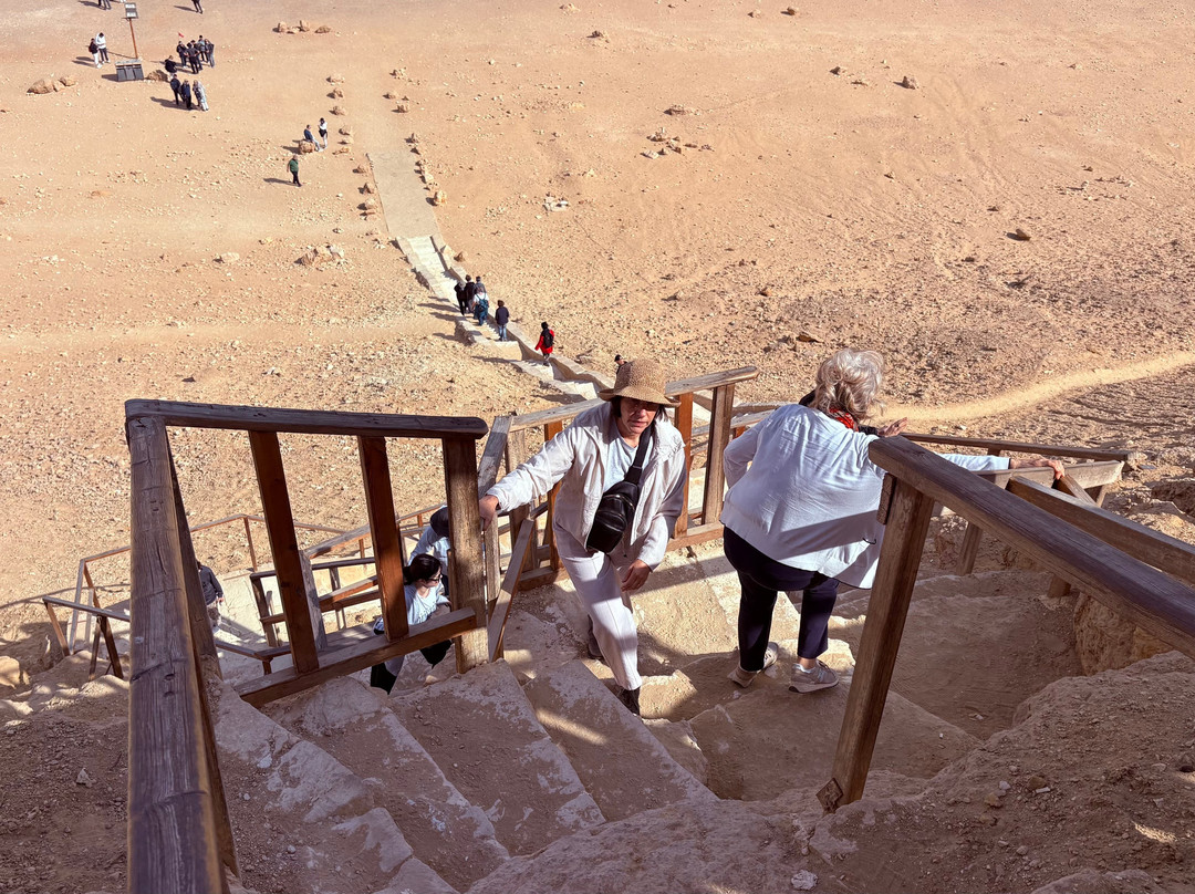 North Pyramid (Pirámide Roja)-Saqqara必去景点