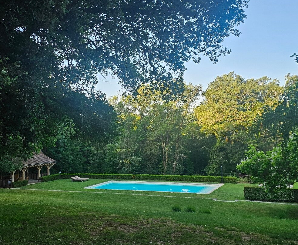 Le Manoir du Rocher主图