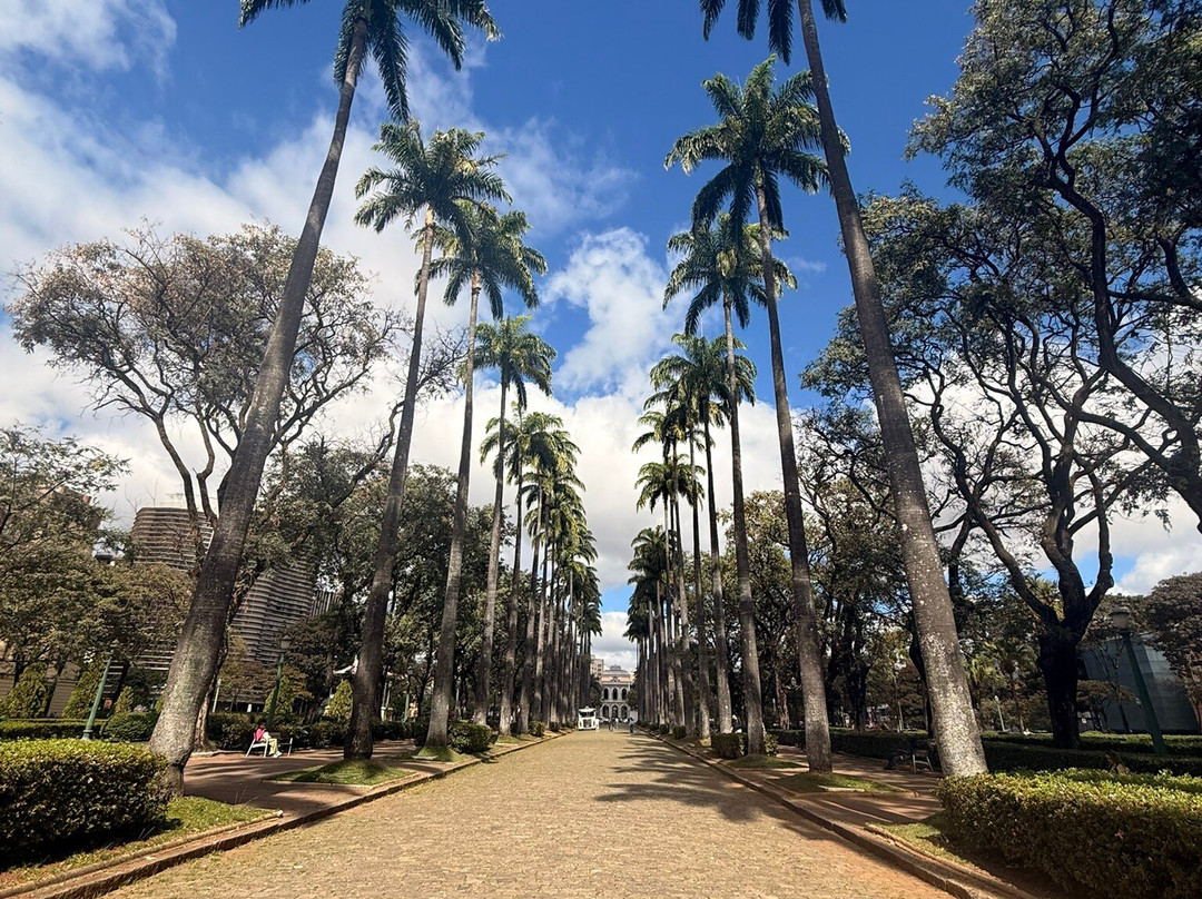 Praça da Liberdade-贝洛哈里桑塔必去景点