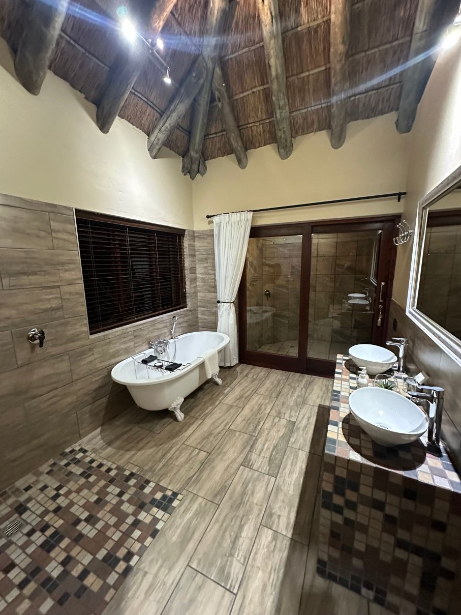 Hitgeheim Garden Cottages-浴室