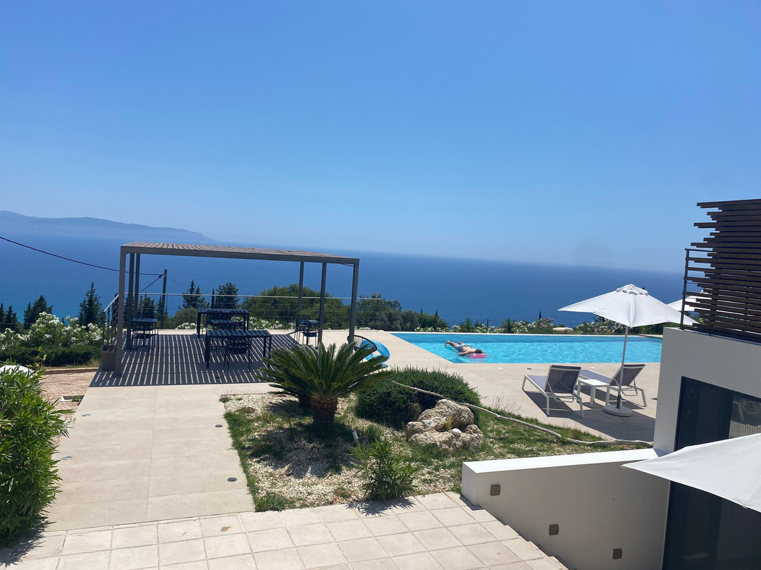 Kefalonian Escape Suites