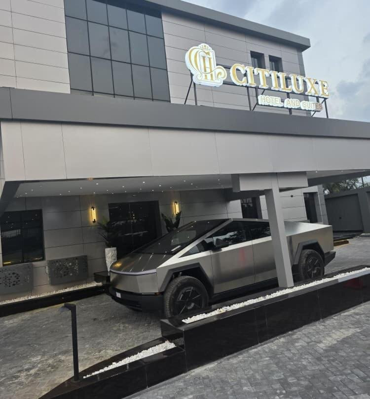 Citiluxe hotel and Suites
