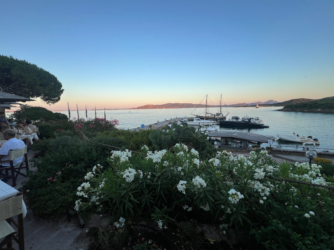 卡普多德索拉索海水浴温泉酒店主图