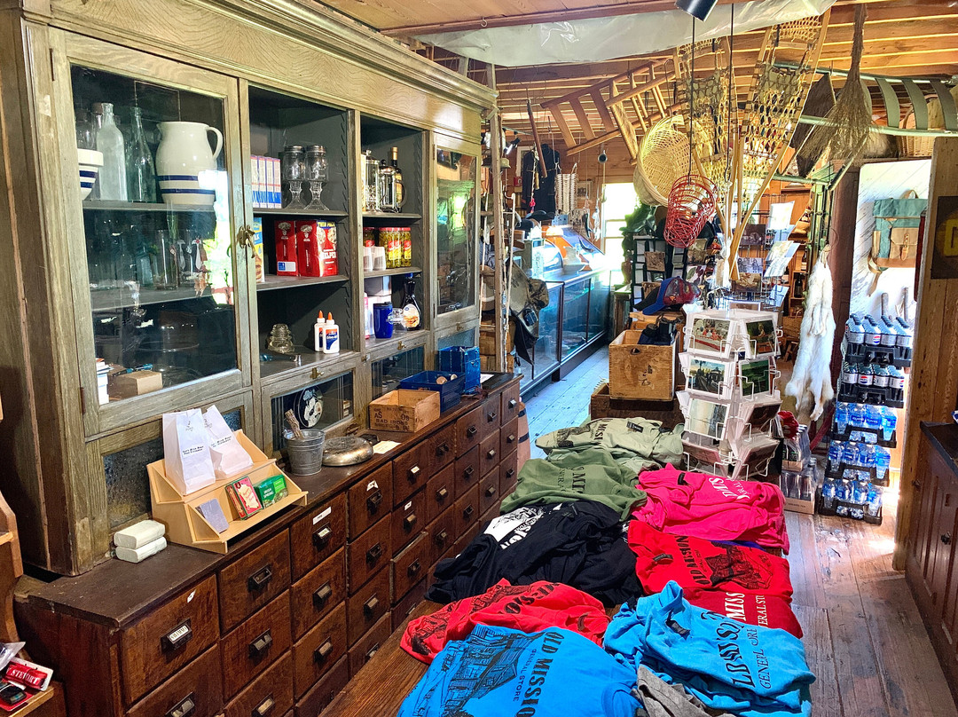 Old Mission General Store-特拉弗斯城必去景点