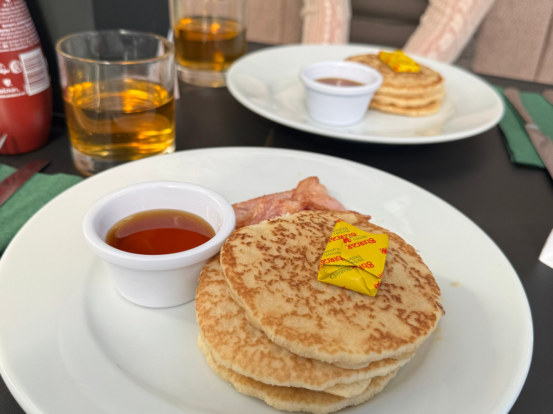 里昂兀兰霍尔酒店主图