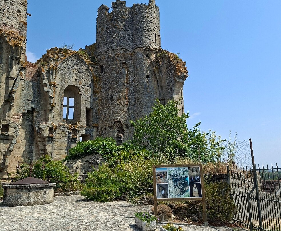 Forteresse Medievale des Ducs de Bourbon L'Archambault-Bourbon-l'Archambault必去景点