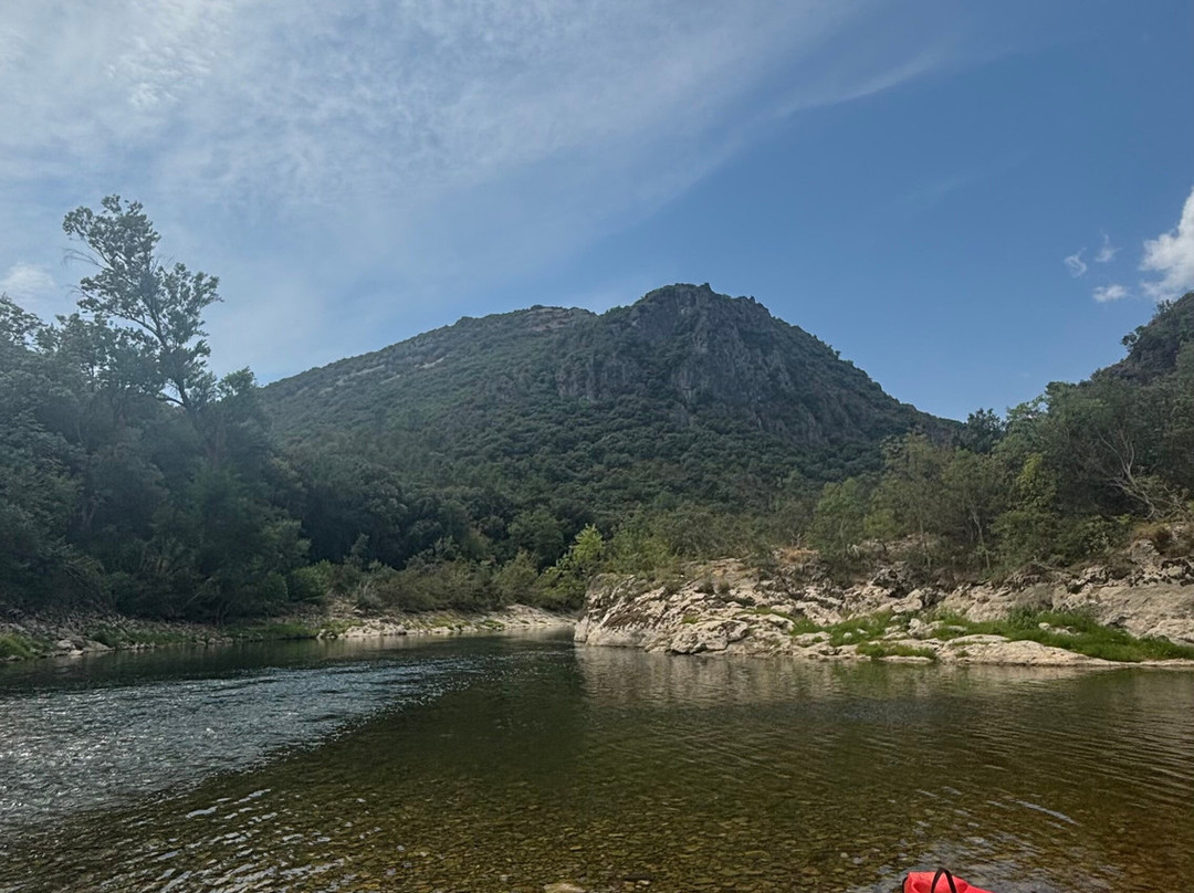 Canoë Borg Location-Saint-Guilhem-le-Desert必去景点