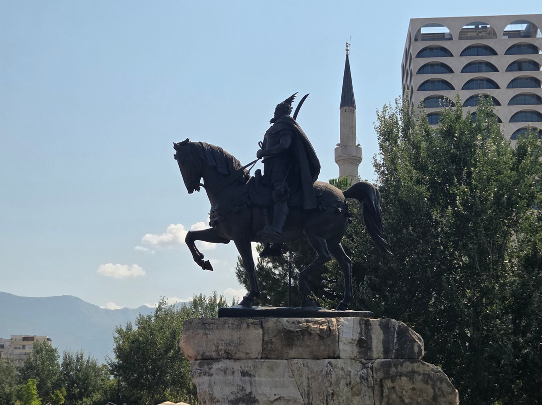 Skanderbeg Square-地拉那必去景点