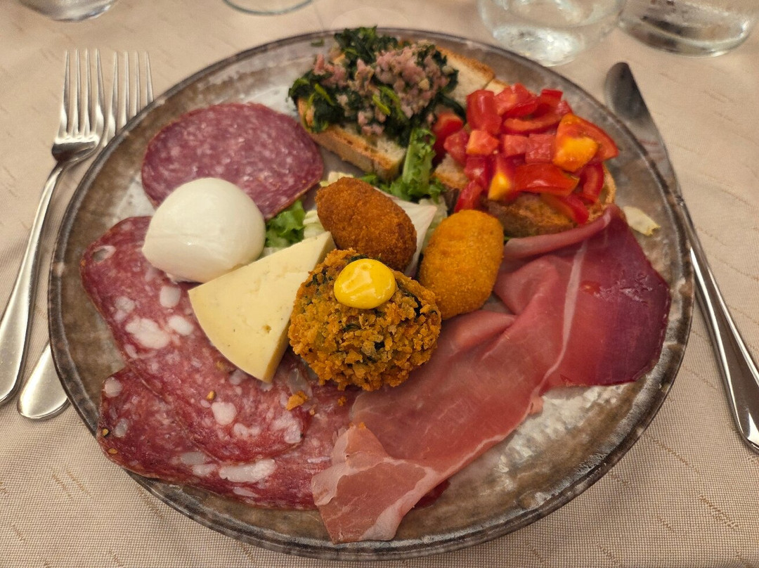 Gusto Romano E...