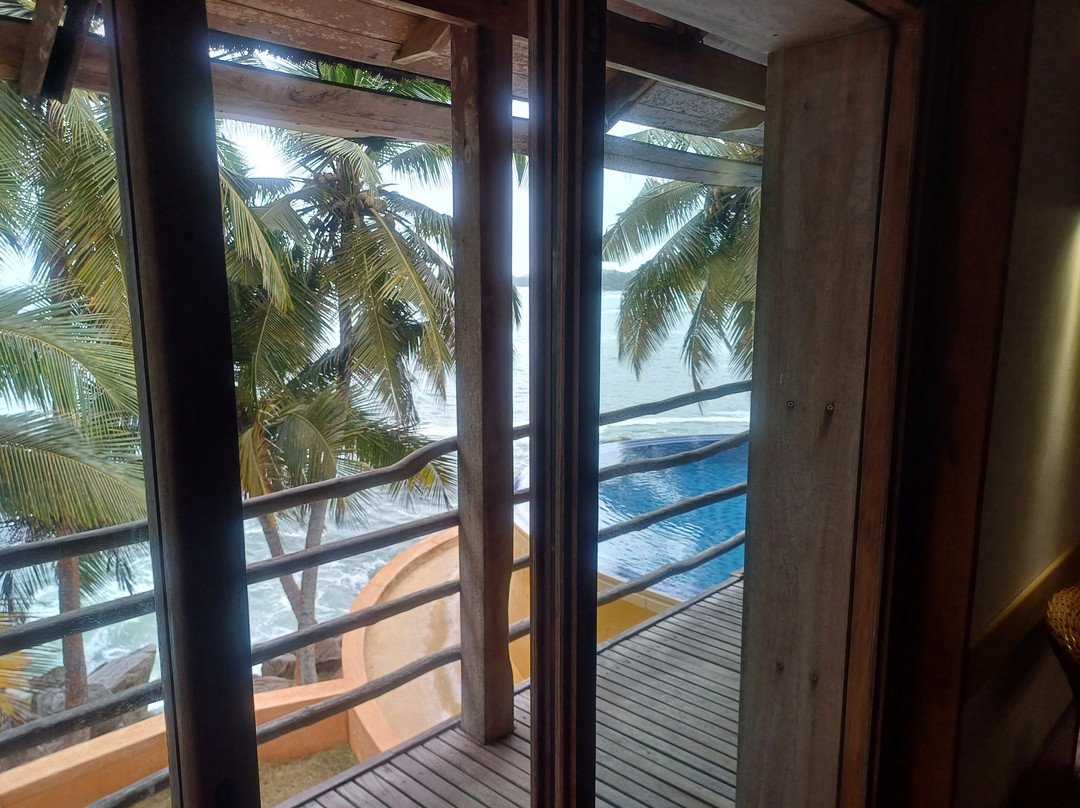 Lou Moon Resort - Eco Luxury主图