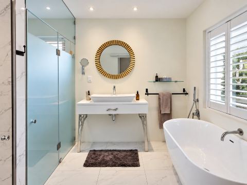 Apricot Gardens Boutique Guesthouse-浴室