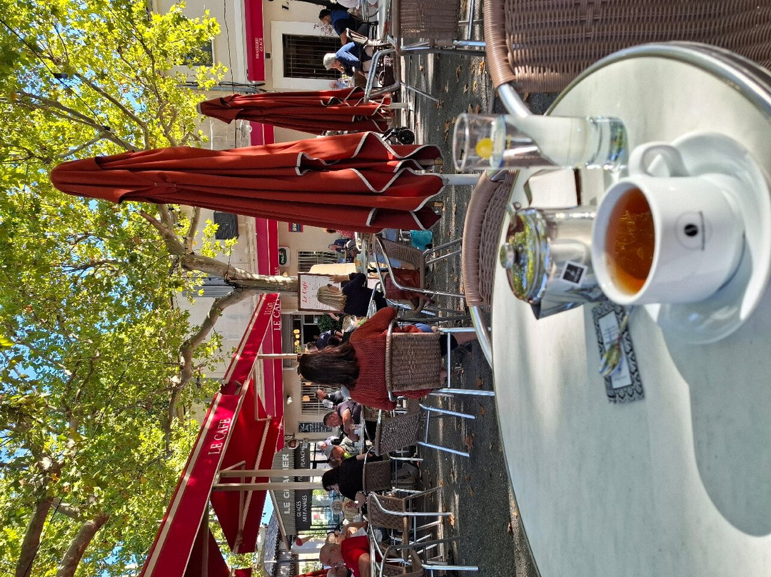 Le Café