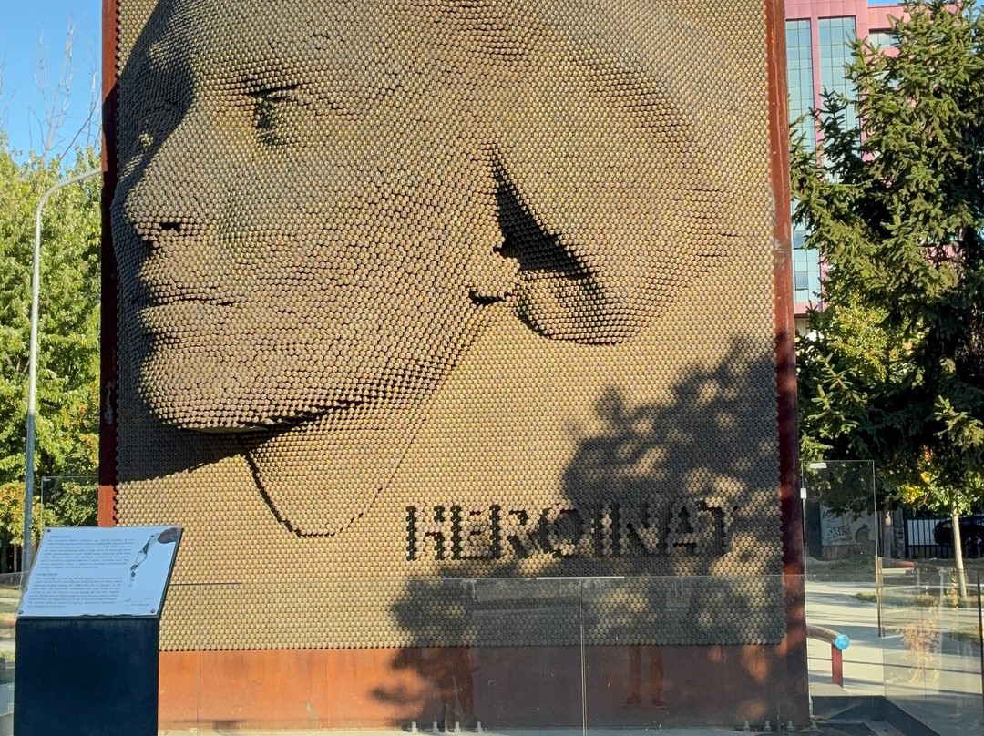 Heroinat Memorial-普里什蒂纳必去景点