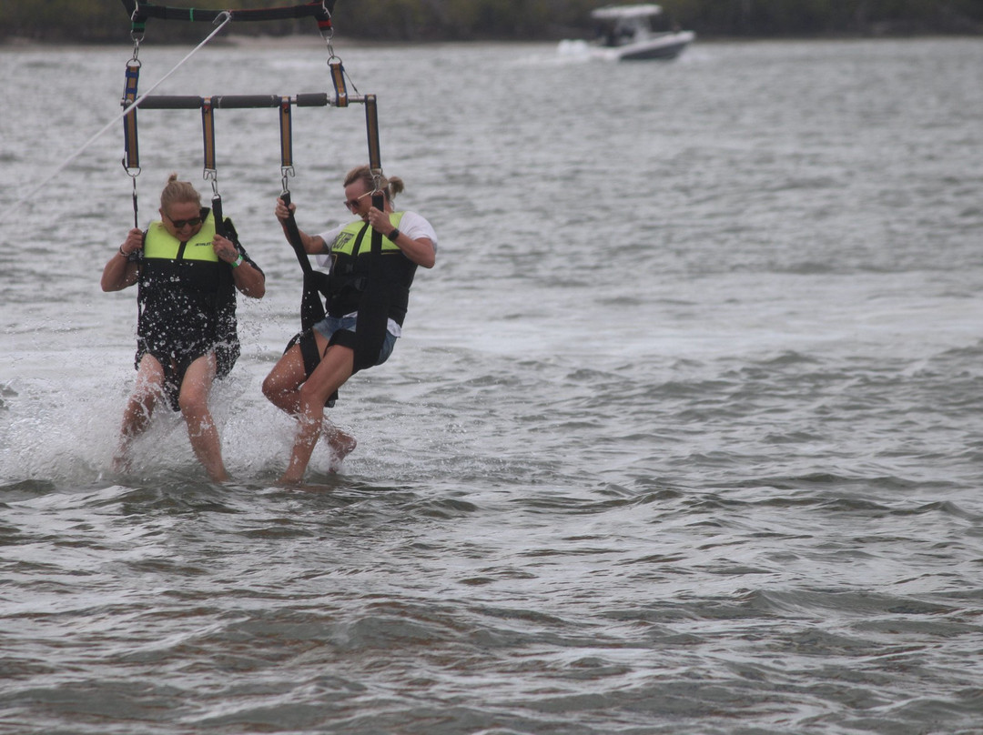 Surfers Jetski Tours-冲浪者天堂必去景点