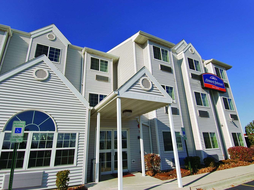 Red Lion Inn & Suites Elk Grove Village主图