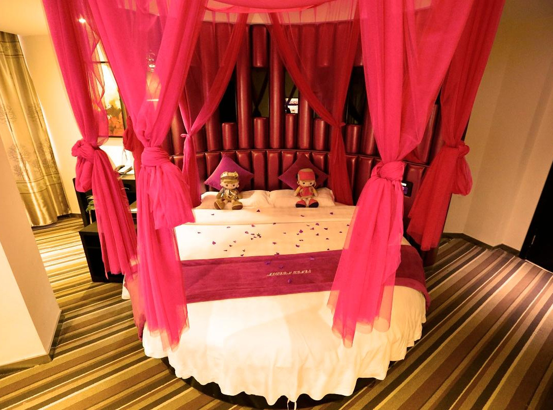 摩登时代酒店（汉中高铁站前进路夜市店）主图