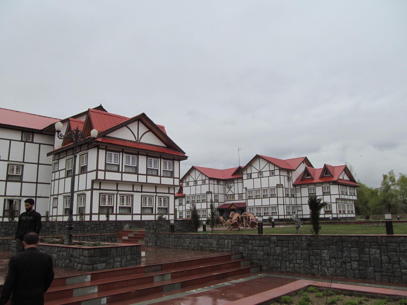 Hotel Pine Spring Nowgam-浴室