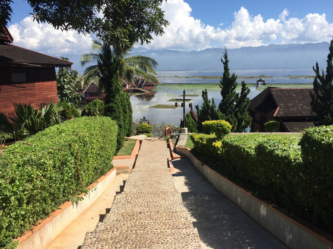 Hupin Hotel Khaung Daing