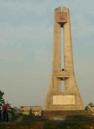 东塔岭烈士公园-郴州市必去景点