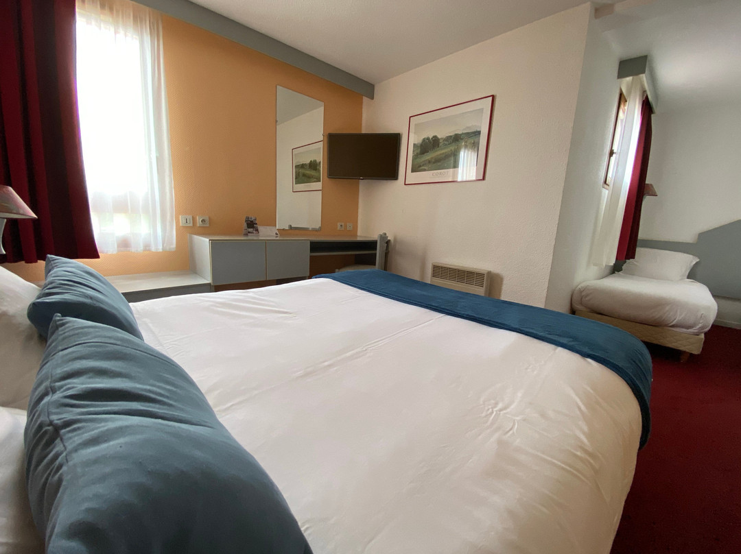 Allier酒店住宿-Brit Hotel Essentiel Moulins Avermes