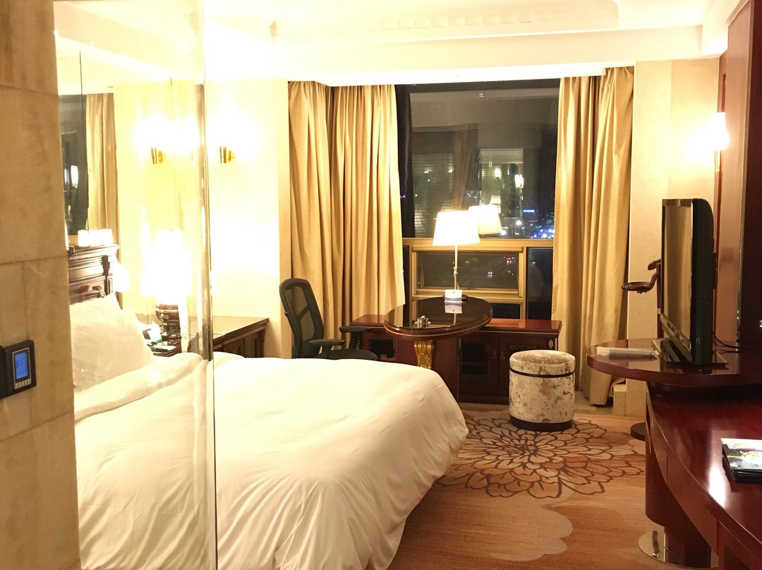 保罗洲际酒店主图