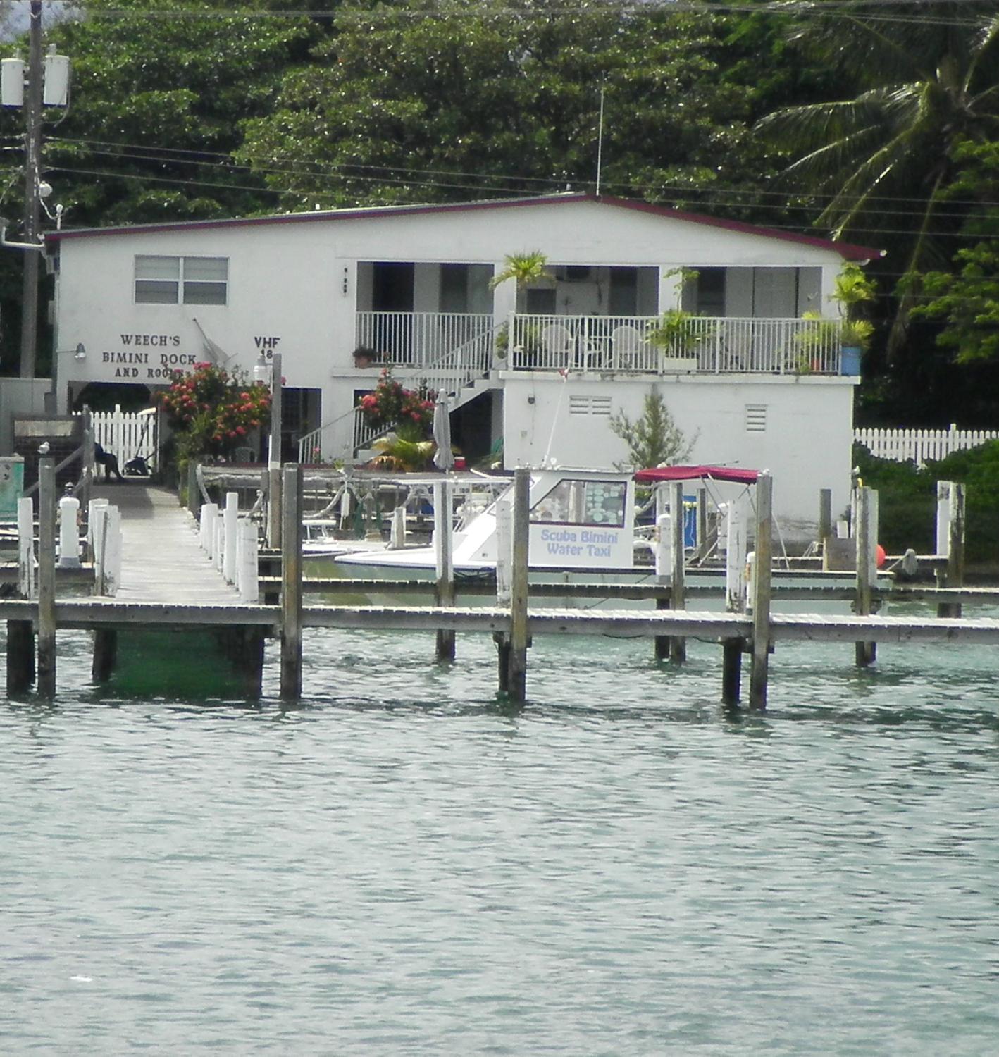 Weech's Bimini Dock and Bay View Rooms-浴室