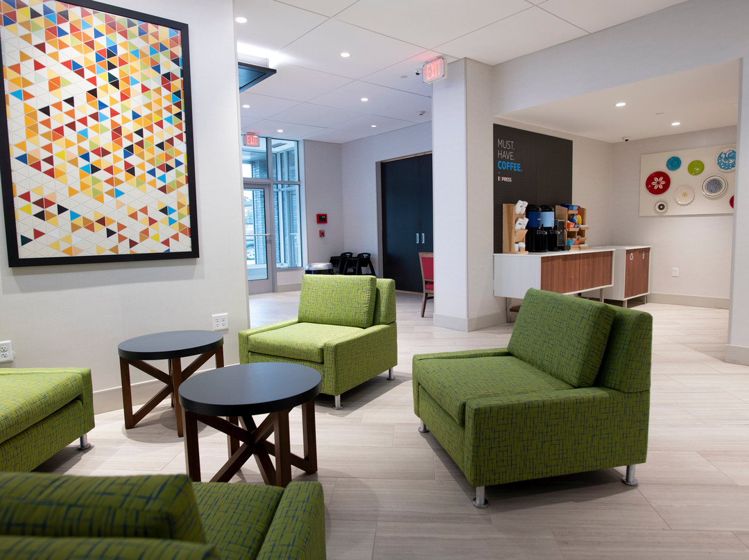 Holiday Inn Express & Suites Jersey City - Holland Tunnel By IHG