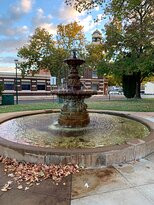 The Royal Doulton Hankinson Memorial Fountain景点图片