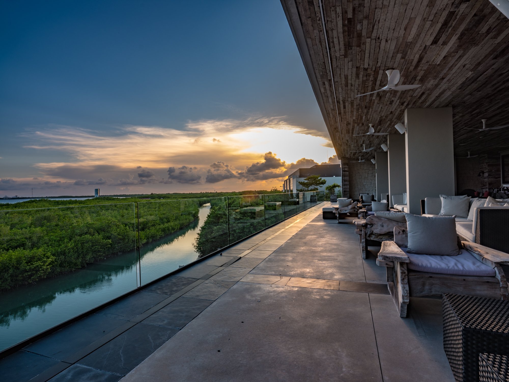 尼祖克度假及Spa酒店-官方