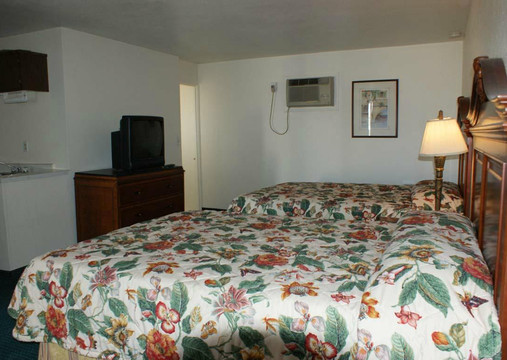 高速公路快捷套房酒店