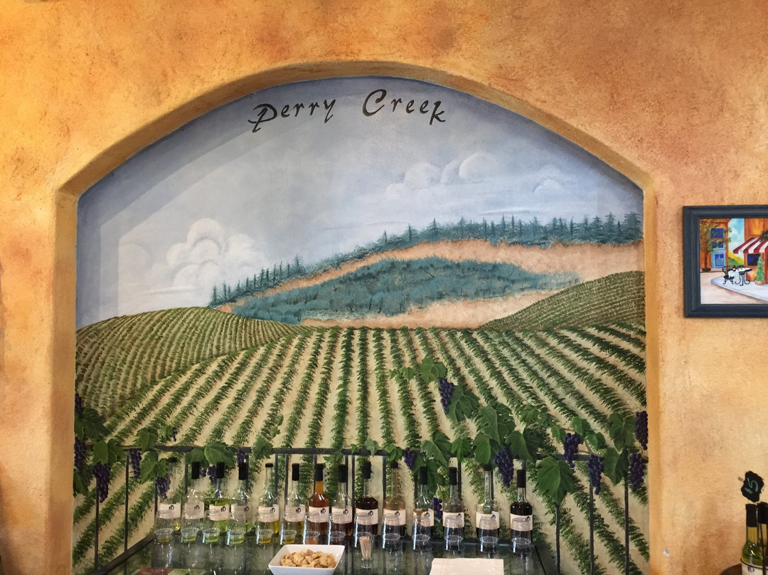 Perry Creek Vineyards景点图片