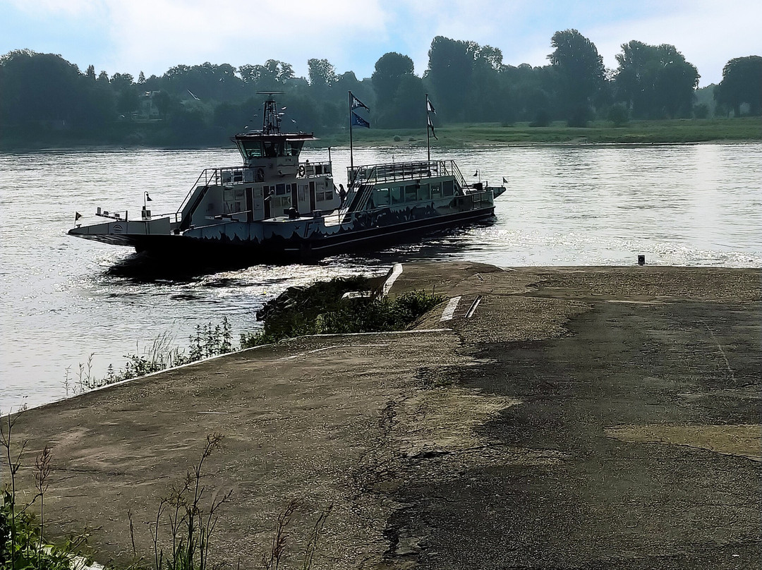 Rheinfähre Langst-Kaiserswerth-Meerbusch必去景点