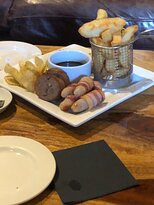 The Walnut Tree Inn主图