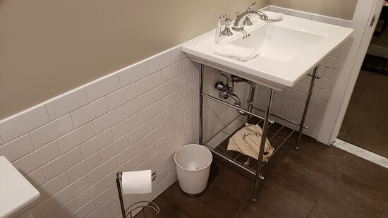 Shelter Harbor Inn主图