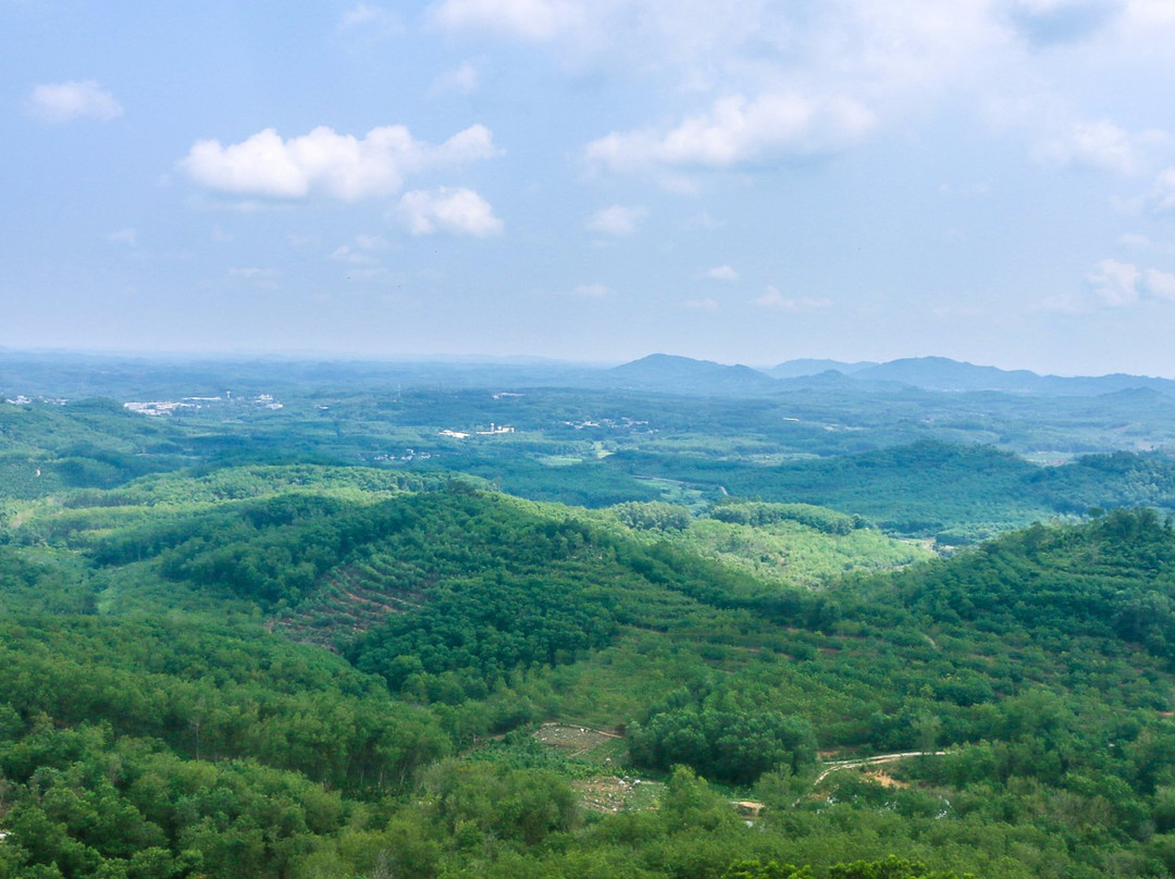 海南省屯昌卧龙山-屯昌县必去景点